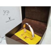 人気商品 2026春夏 LOUIS VUITTON ルイ ヴィトン バングル.224.