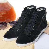 2026 LOUIS VUITTON ルイ ヴィトン 個性派 スニーカー
