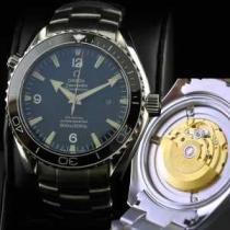 新入荷 クロノグラフ 夜光効果 日付表示 OMEGA オメガ  メンズ腕時計.194.