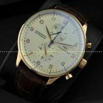 IWC クオーツ メンズ腕時計　日本製クオーツ 6針クロノグラフ ホワイト文字盤　日付表示 レザーベルト.209.