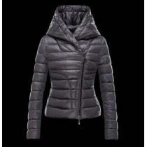 2025秋冬 MONCLER モンクレール ダウンジャケット 美品
