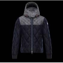 2025秋冬 MONCLER モンクレール美品 ダウンジャケット