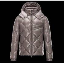 2026秋冬 MONCLER モンクレール 個性派 ダウンジャケット