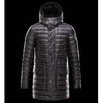 2026秋冬 一味違うケーブル編みが魅力満点 MONCLER モンクレール ダウンジャケット