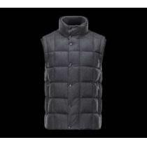 大人のおしゃれに 2025秋冬 MONCLER モンクレール ダウンジャケット