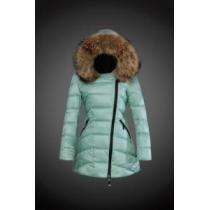 2025 秋冬 程よい光沢感がある MONCLER モンクレール レディース ダウンジャケット8807
