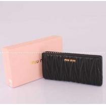 超人気美品◆2026新作 MIU MIU ミュウミュウ レディース長財布8012.111.