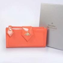 新作 VIVIENNE WESTWOOD 二つ折り小銭入れシンプルかつ上質なウォレット.112.