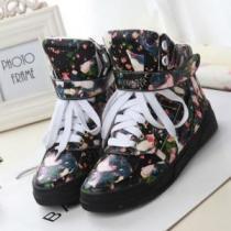 2025 GIVENCHY ジバンシー 大人気！スニーカー