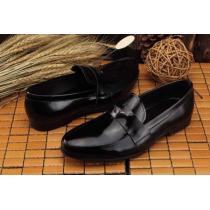 人気が爆発 2026-14秋冬新作 PRADA プラダ レザーシューズ靴 BLACK