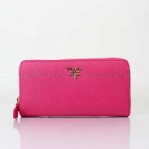 大人気☆NEW!!2026新作 PRADA プラダ レディース長財布0506A.105.