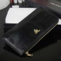 人気が爆発  2026 PRADA プラダース長財布.105.