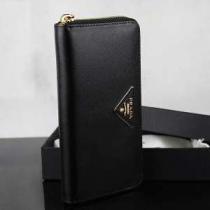 欧米韓流/雑誌 2026 PRADA プラダース長財布.105.