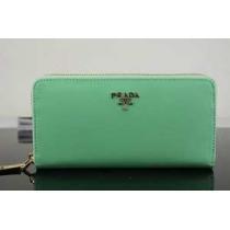 希少 2026 PRADA プラダース長財布.105.