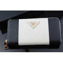 入手困難 2026 PRADA プラダース長財布.105.