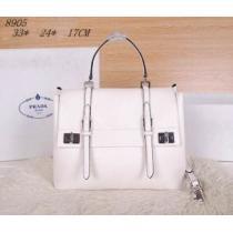 2026秋冬 大人のおしゃれに PRADA プラダ 手持ち&ショルダー掛け 8905.68.