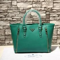 2026 PRADA プラダ  大人気！ ショルダーバッグ.68.