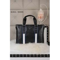 PRADA プラダ 2025 大人気！ メンズ用 手持ち&ショルダー掛け BL9916.57.