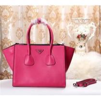 2026 SALE!今季 PRADA プラダ シンプル＋多機能 手持ち&ショルダー掛け 2619.68.