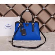 2026 美品！PRADA プラダ ファスナーポケット付 手持ち&ショルダー掛け 1903.68.