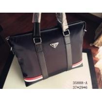 PRADA プラダ 2026 最旬アイテム ランキング1位 メンズ用 手持ち&ショルダー掛け 35888-A.57.