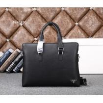 PRADA プラダ 2026 首胸ロゴ メンズ用 手持ち&ショルダー掛け 018-5.57.