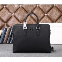 PRADA プラダ 2026 ブランド メンズ用 手持ち&ショルダー掛け 017-5.57.