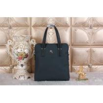 BURBERRY バーバリー 2025 美品！メンズ用ショルダーベルト付 ハンドバッグ 5138-2.47.