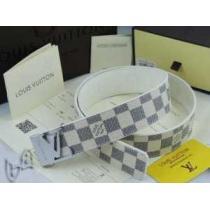 NEW!!2026春夏 LOUIS VUITTON ルイ ヴィトン 本革（牛皮）ベルト最高ランク
