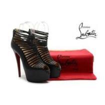 抜群の雰囲気が作れる!2026 Christian Louboutin クリスチャンルブタンパンプス