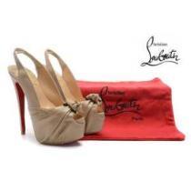めちゃくちゃお得 2026 Christian Louboutin クリスチャンルブタンパンプス