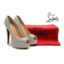 存在感◎ 2026 Christian Louboutin クリスチャンルブタンパンプス