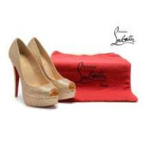 2026最旬アイテム Christian Louboutin クリスチャンルブタンパンプス