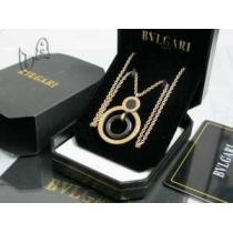 一味違うケーブル編みが魅力満点 2026春夏 BVLGARI ブルガリ ネックレス、ペンダントトップ、チョーカー.229.