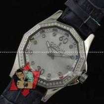大人気　美品 CORUM-コルム 腕時計.210.