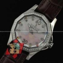 大人気　美品 CORUM-コルム 腕時計.210.