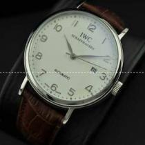 自動巻き 3針クロノグラフ IWC クオーツ メンズ腕時計　日付表示 ホワイト文字盤 サファイヤクリスタル風防.209.