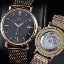 新入荷 スイスムーブメント 3針  自動巻き 日付表示 夜光効果  男性用腕時計 IWC クオーツ メンズ腕時計.209.