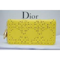 入手困難 2026 DIOR ディオール  レディース財布 CD2841.107.