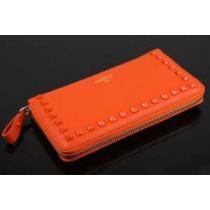 大人気！ 2026 VALENTINO ヴァレンティノ  レディース長財布.98.