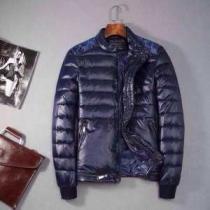 存在感◎ 2026秋冬 PHILIPP PLEIN フィリッププレイン ダウンジャケット 2色可選 しっかり暖かな感じ