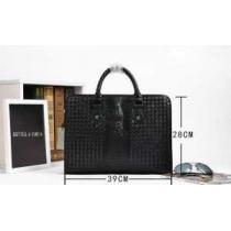 2026 ★安心★追跡付 BOTTEGA VENETA ボッテガ ブランド 手持ち&ショルダー掛け BV-M523341-1.61.