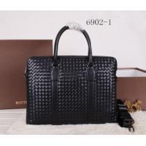 2026秋冬 格安！ BOTTEGA VENETA ボッテガ ブランド メンズ用 手持ち&ショルダー掛け 6902-1.61.