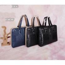 BOTTEGA VENETA ボッテガ ブランド 2026 個性派 メンズ用 手持ち&ショルダー掛け 9824-1.61.