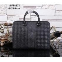 2026 BOTTEGA VENETA ボッテガ ブランド 首胸ロゴ メンズ用手持ち&ショルダー掛け BV88321.61.