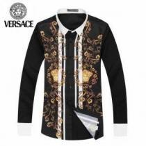 カッコいい印象を付ける 2014秋冬 VERSACE ヴェルサーチ 長袖シャツ プリント