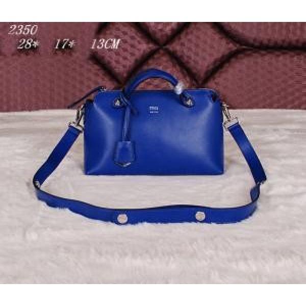2025 大特価 FENDI フェンディ ショルダーベルト付 レディース ハンドバッグ 2350.150.