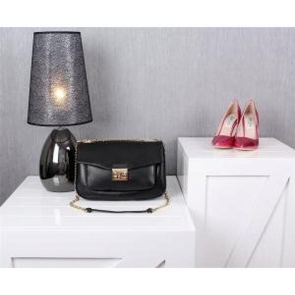 2026 値下げ！FENDI フェンディ レディース ショルダーバッグ 2026.150.