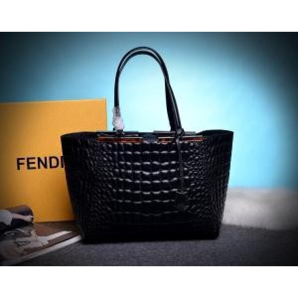 2026 FENDI フェンディ 非凡な容量 レディース 手持ち&amp;ショルダー掛け 6640.150.