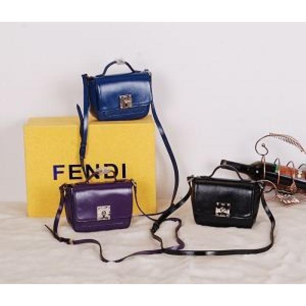 2026秋冬 お買得 FENDI フェンディ レディース手持ち&amp;ショルダー掛け 669.150.